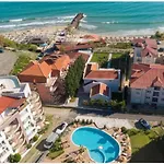 شقة Cozy Seaside Getaway One Bedroom Moni In