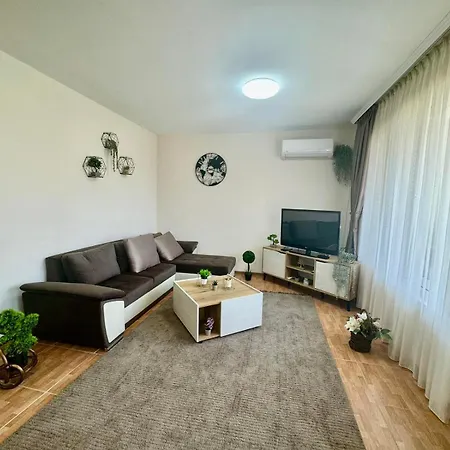 One Bedroom Moni Apartman Szveti Vlasz