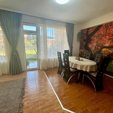 Cozy Seaside Getaway One Bedroom Moni In